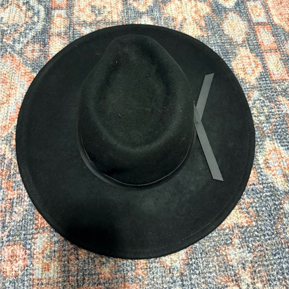 Universal Thread Black Wool Hat